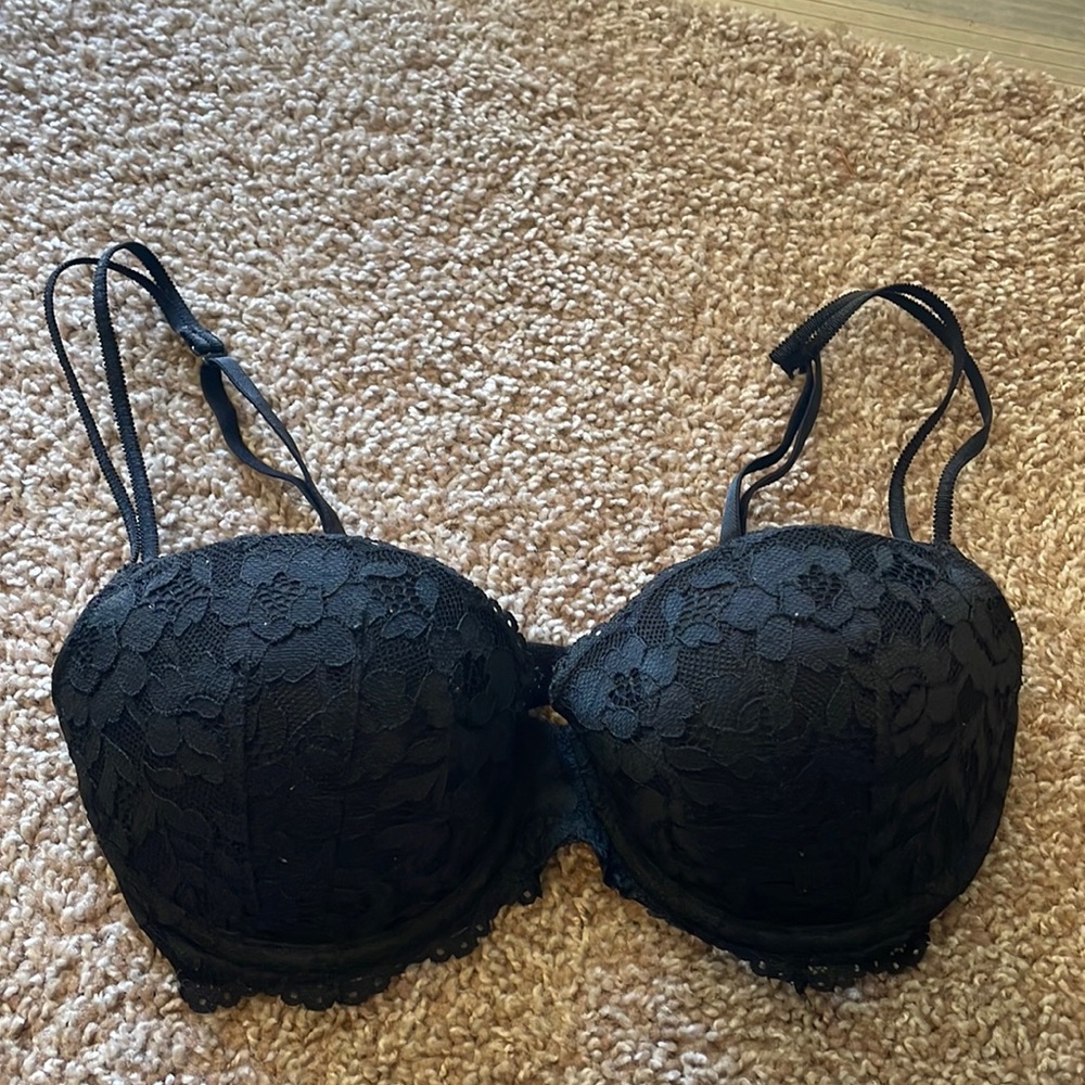 Victoria’s Secret PINK - Date Push Up Black Lace Bra - 32D